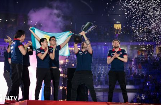 伦纳德本人 伦纳德本人