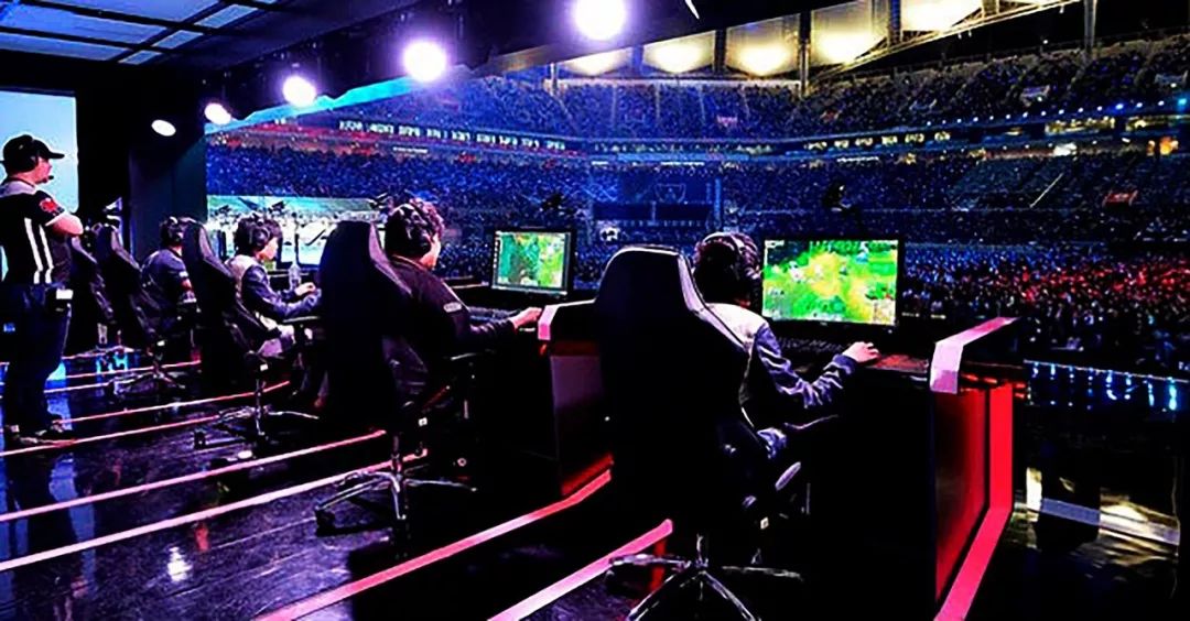 与场景承接 与场景承接